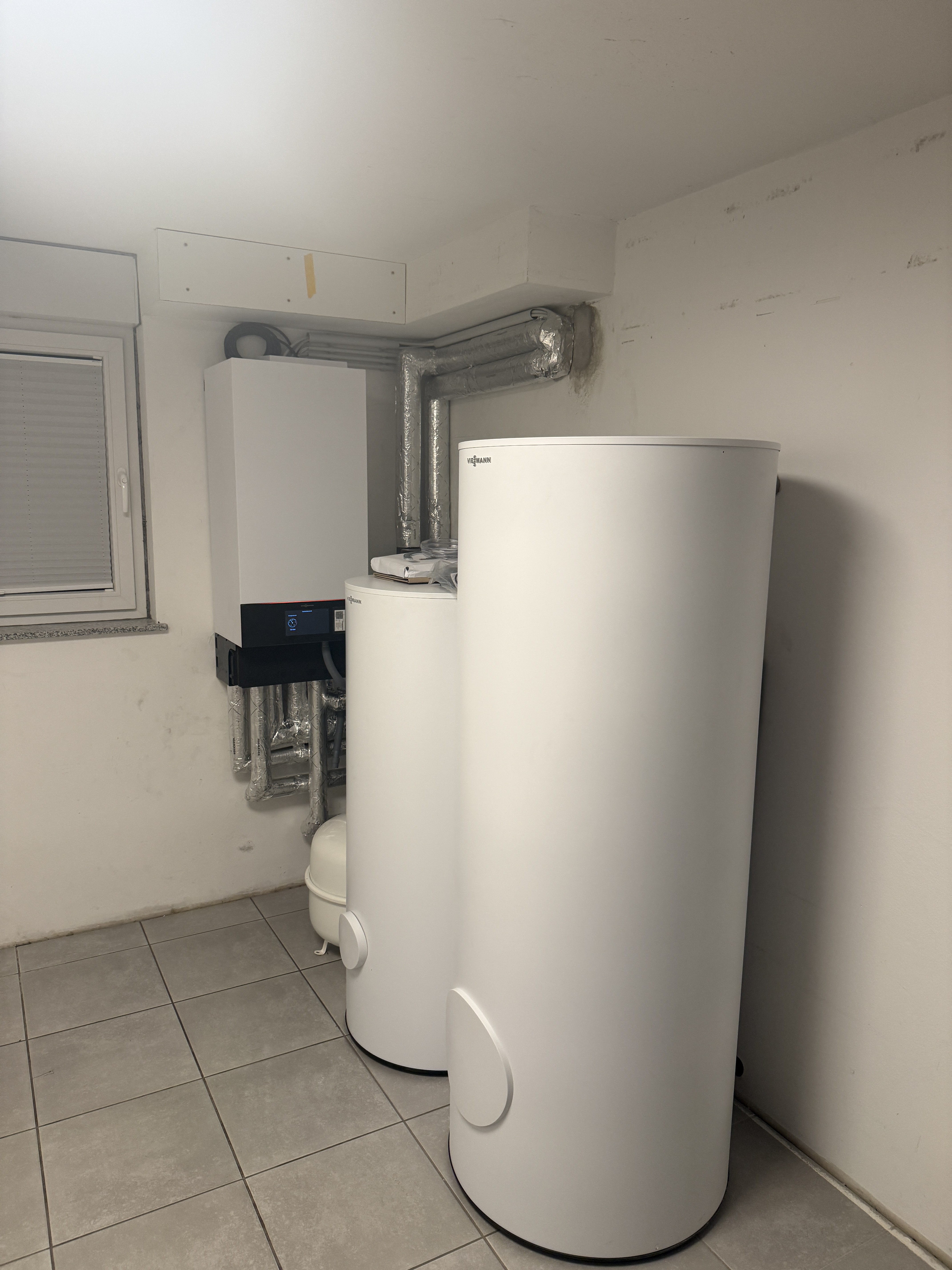 Viessmann Wärmepumpe mit Warmwasser-Speicher